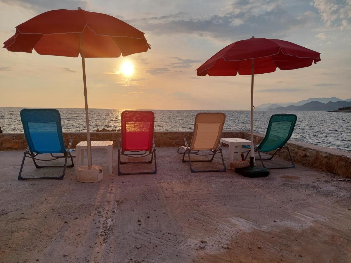 Beach Apartment With Beach Chairs N.1 尤塔哈 外观 照片