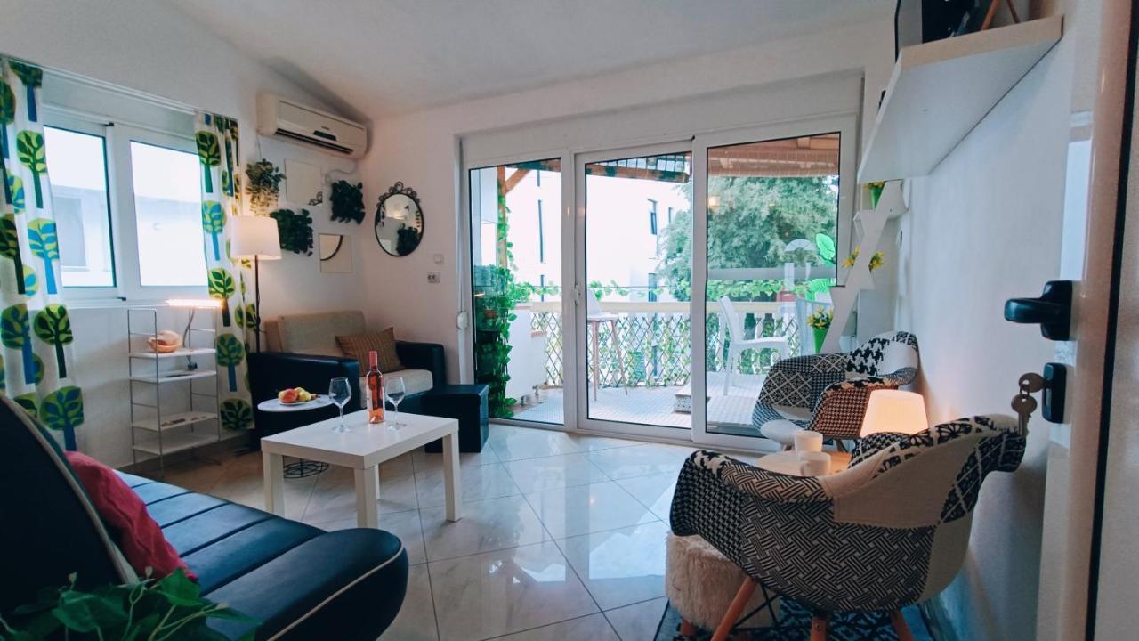 Beach Apartment With Beach Chairs N.1 尤塔哈 外观 照片