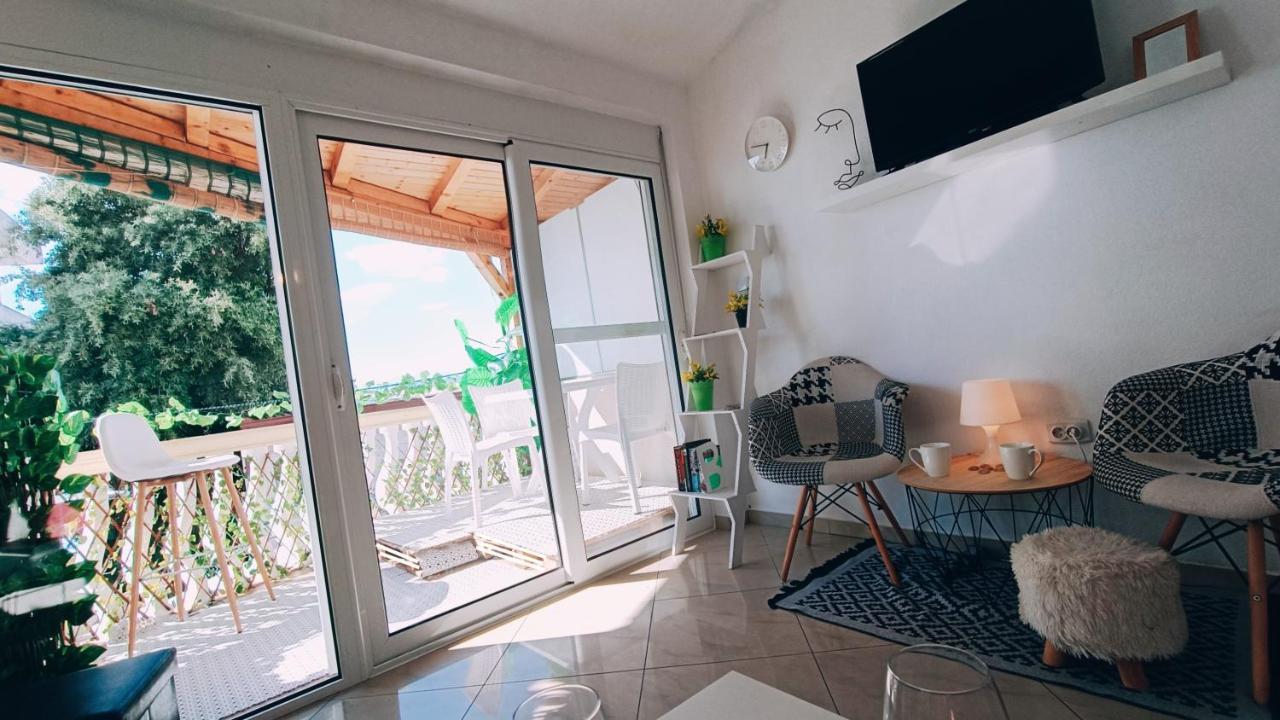 Beach Apartment With Beach Chairs N.1 尤塔哈 外观 照片