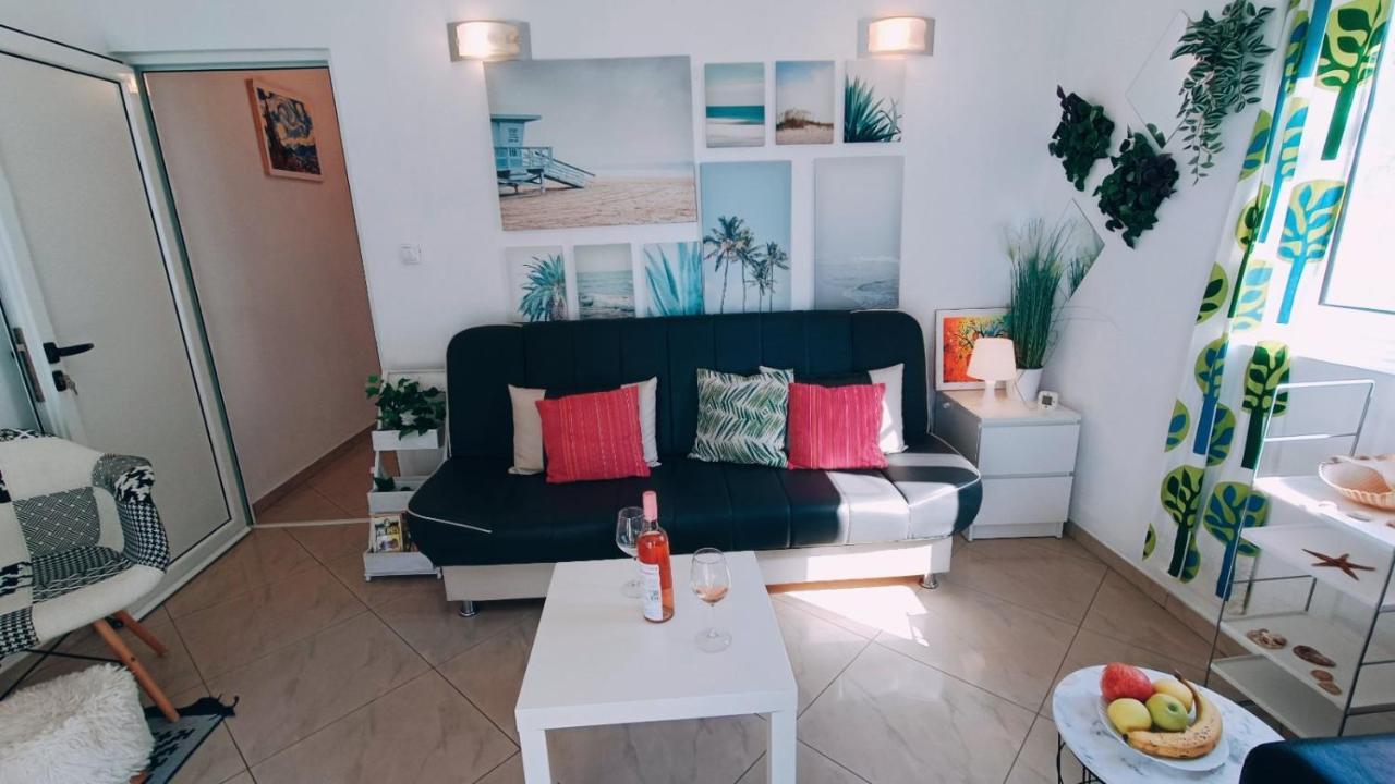 Beach Apartment With Beach Chairs N.1 尤塔哈 外观 照片